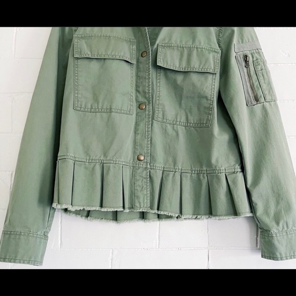 Jacket - Picture 2 of 5